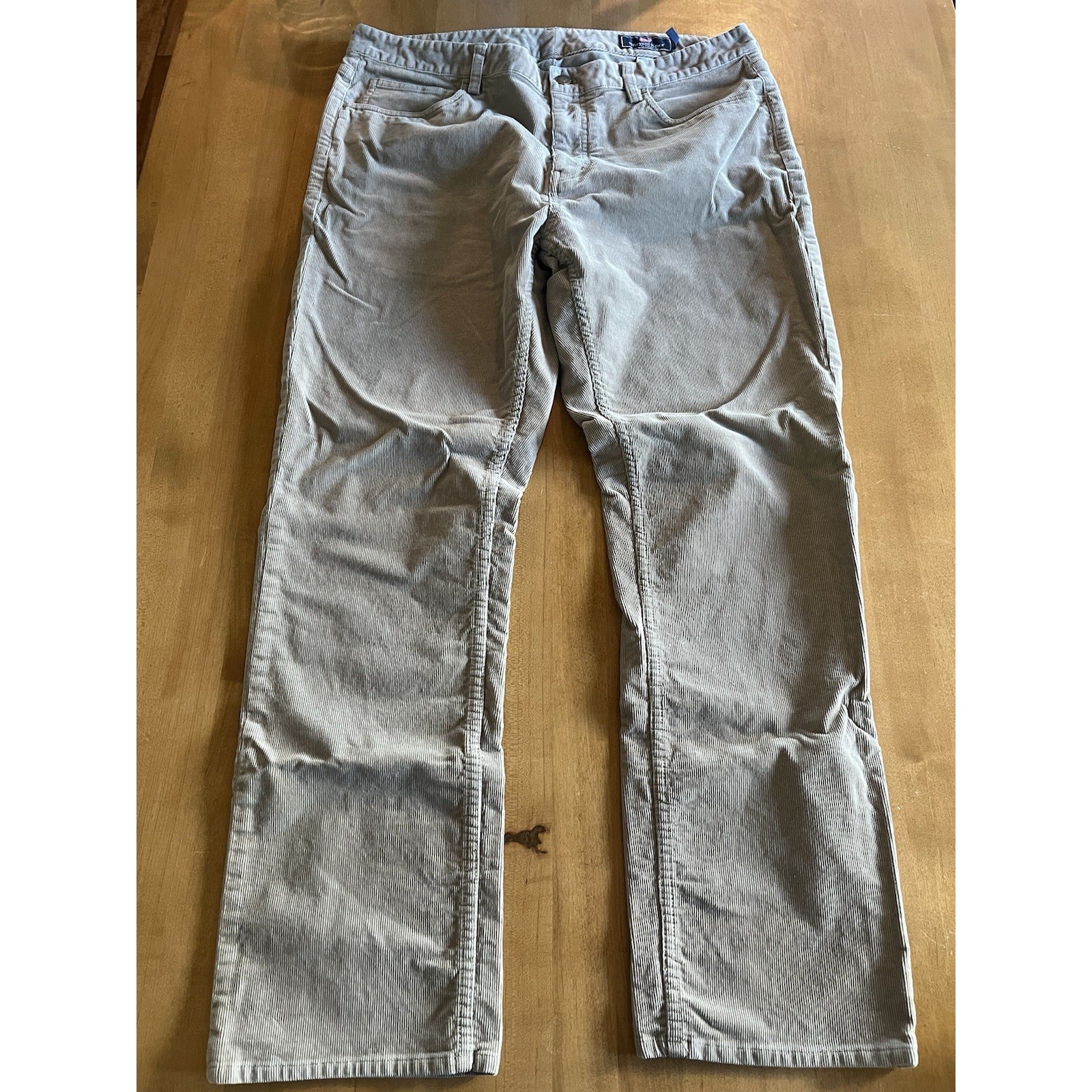 Vineyard Vines Pants Men's Size 36x30 Tan Beige Khaki Corduroy 5 Pocket Work